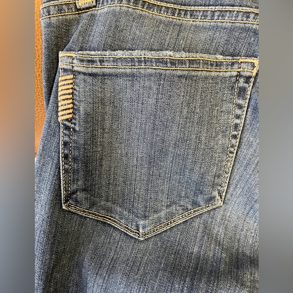 Paige Denim Verdugo Ultra Skinny 28x29 ish - Picture 9 of 16